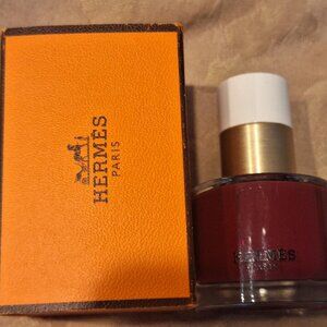 HERMÈS Les Mains Hermes Nail Enamel 85 ROUGE H- Made in France - AUTHENTIC -BNIB